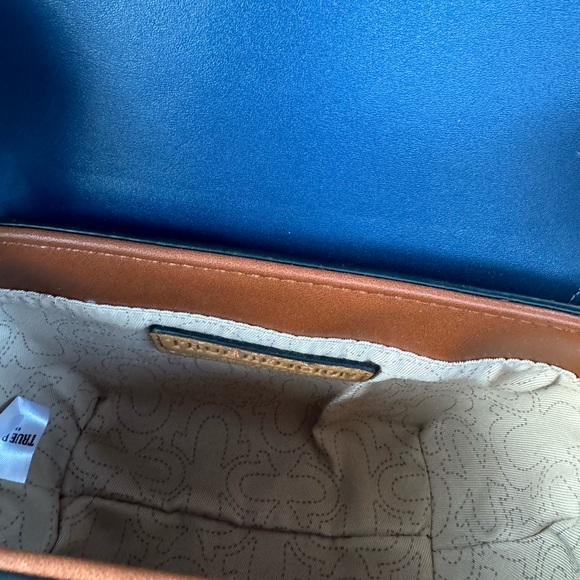 Mini horseshoe bag - Picture 10 of 10